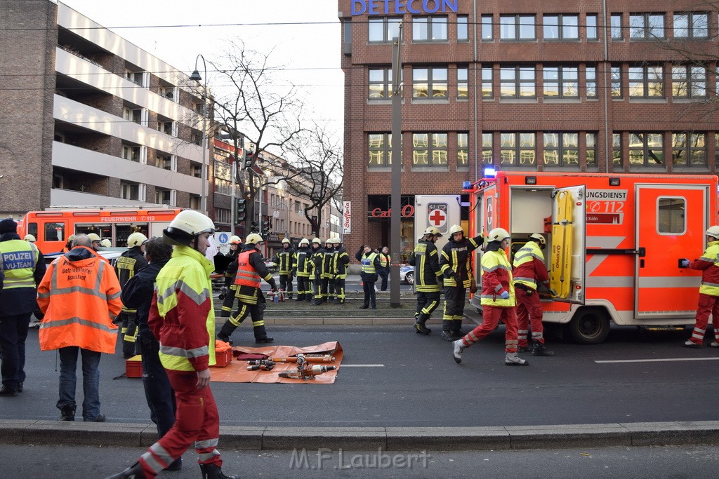 VU PKW Strab Koeln Mitte Pipinenstr Hohestr P044.JPG - Miklos Laubert